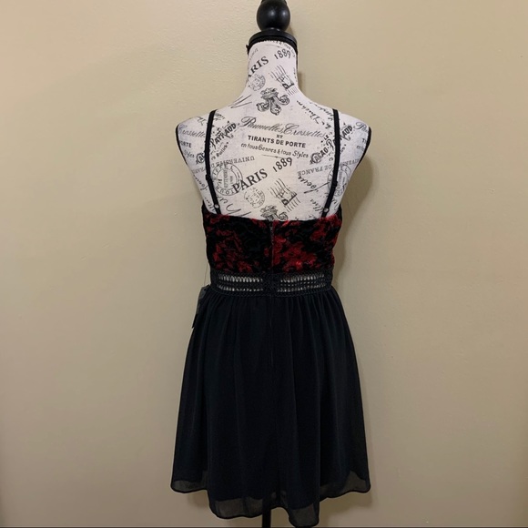 BCX Black & Red Velvet Chiffon Sweetheart Dress Size 7 - Picture 9 of 10